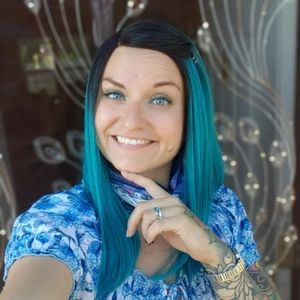 Meet your Posher, Vennie